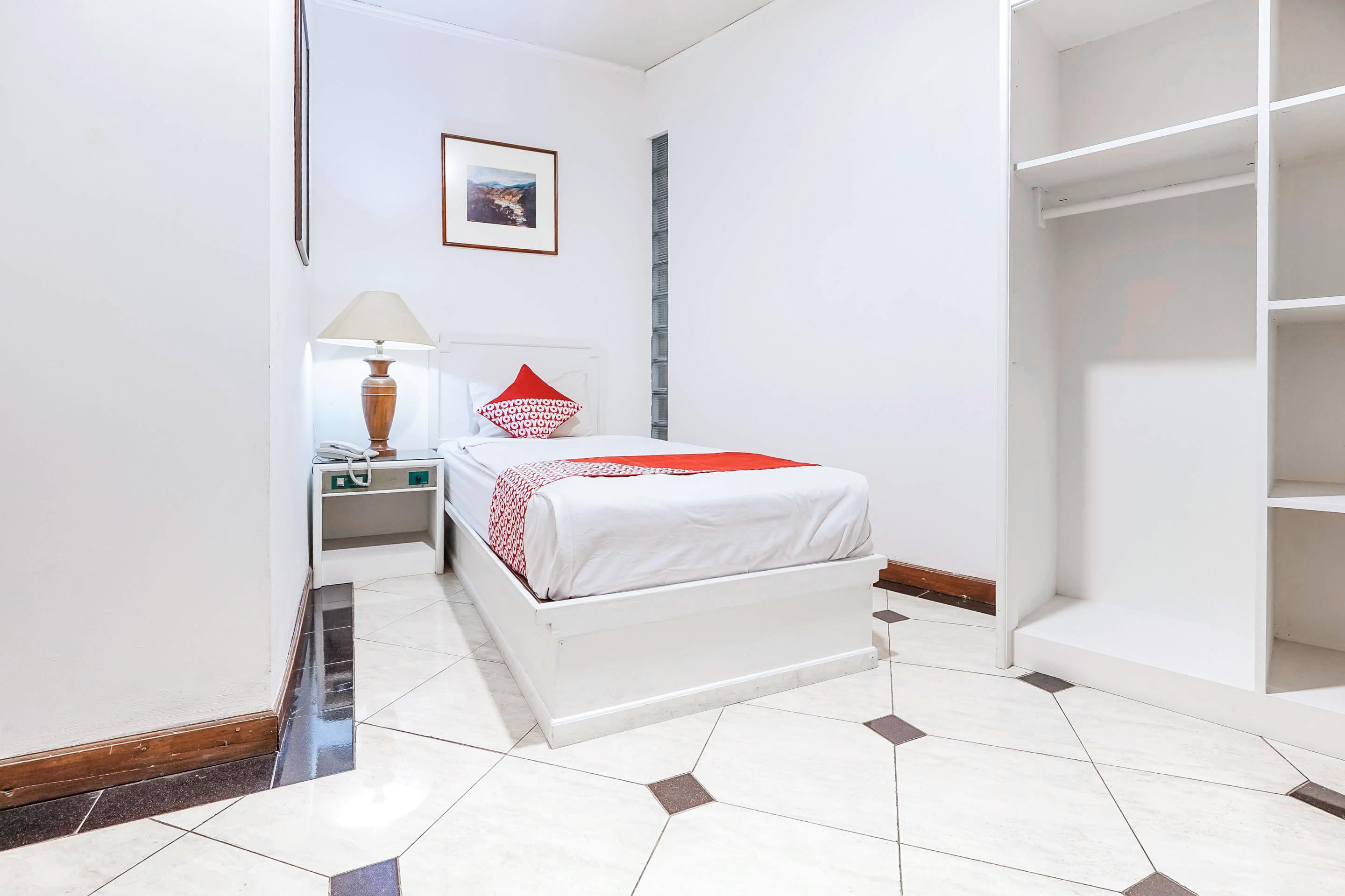 Hotel Utari Dago Бандунг Экстерьер фото