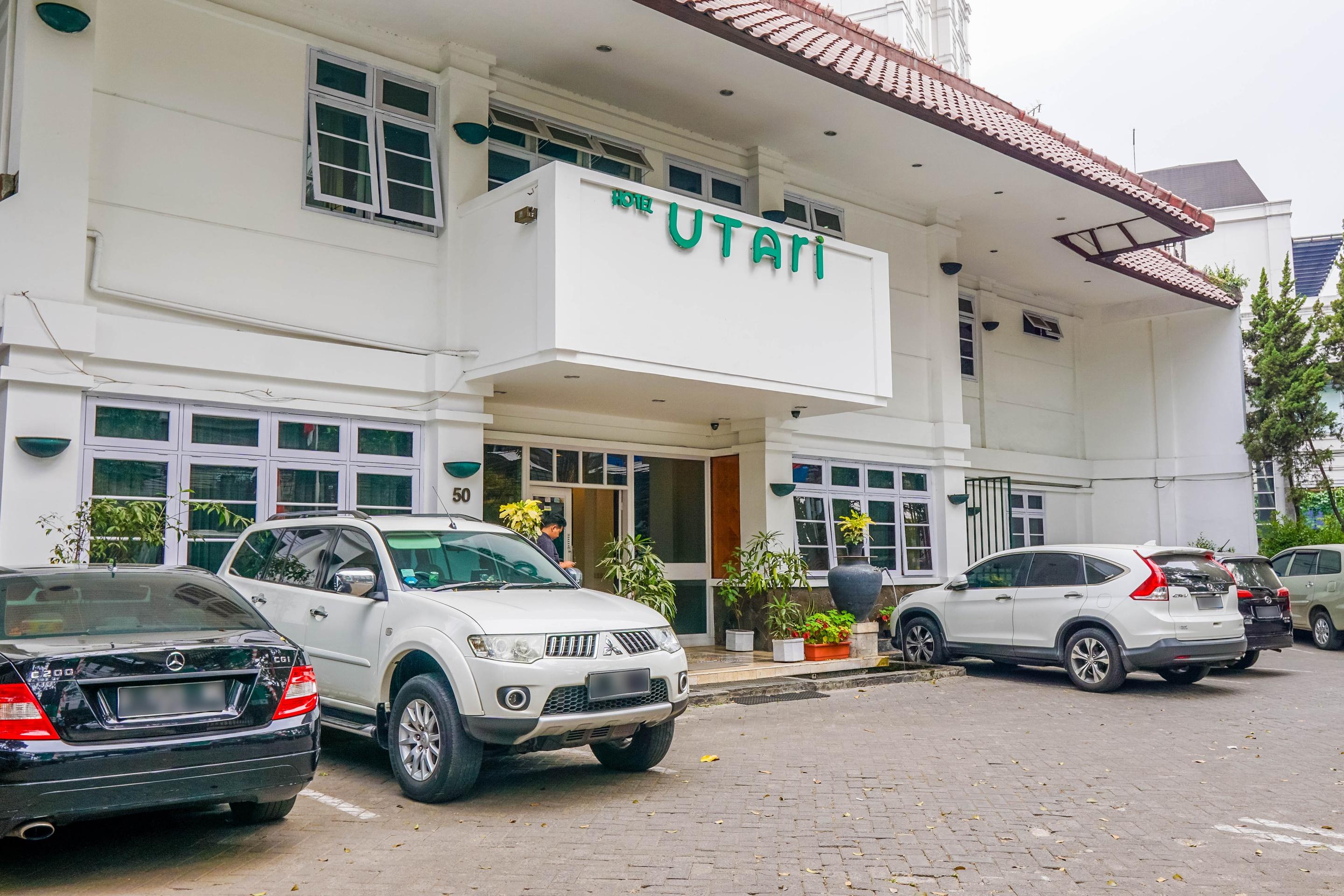 Hotel Utari Dago Бандунг Экстерьер фото