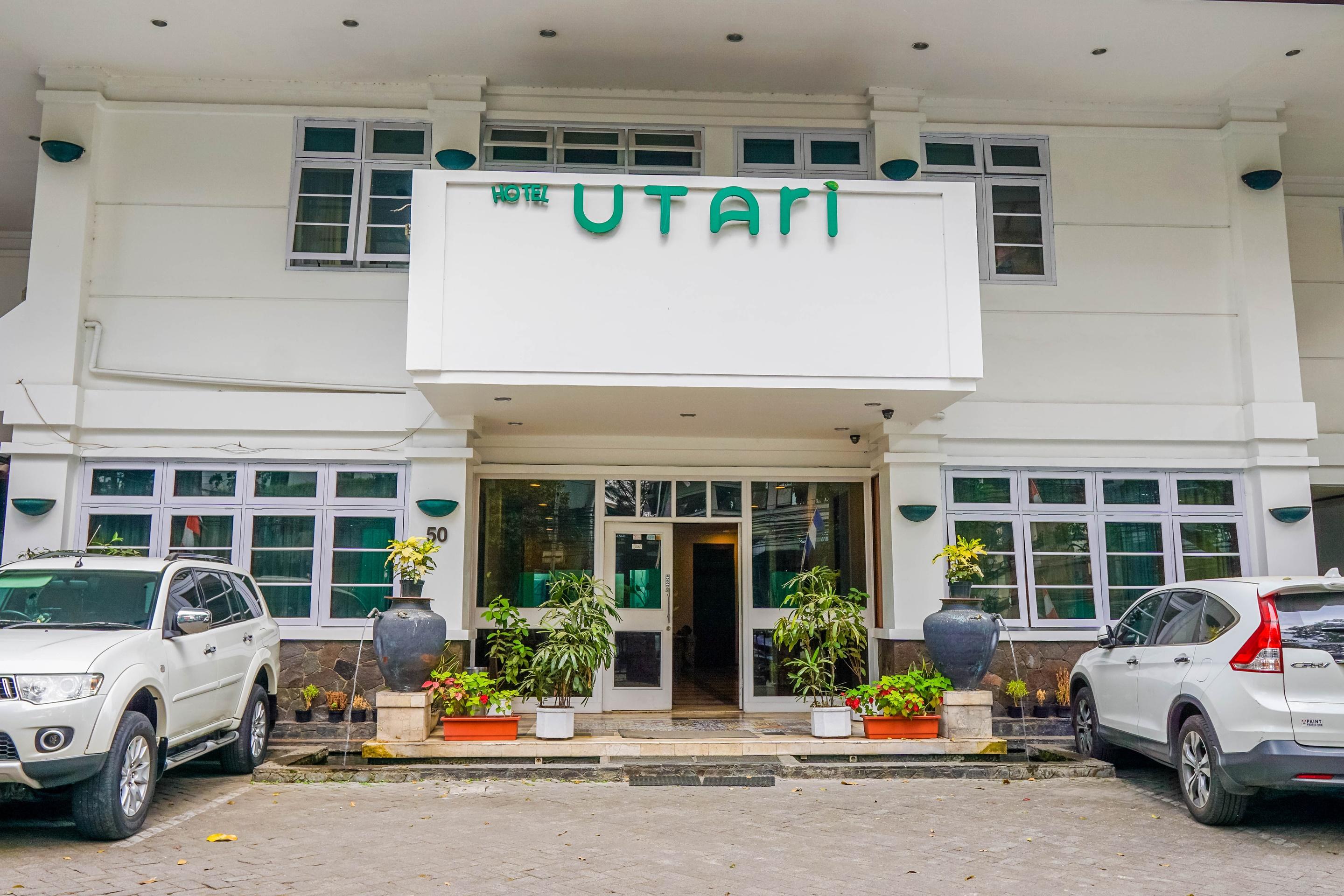 Hotel Utari Dago Бандунг Экстерьер фото