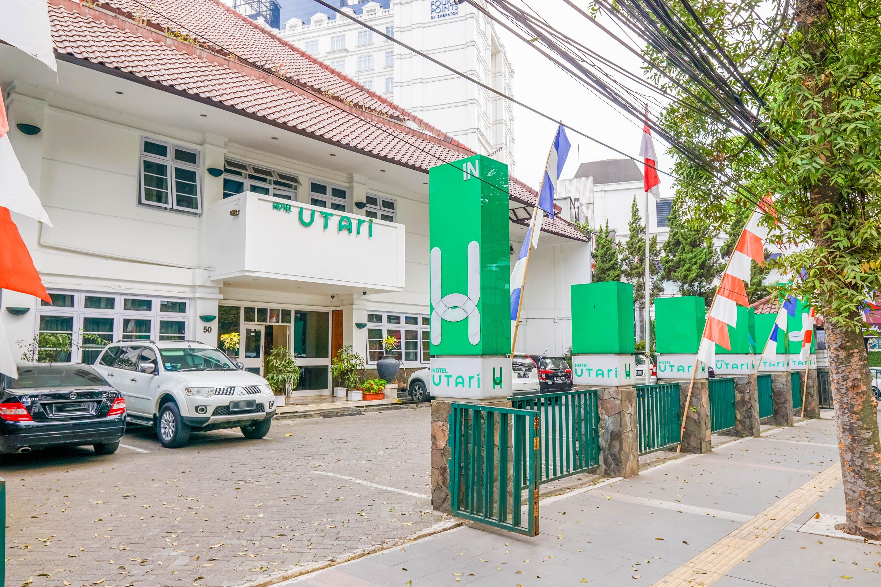 Hotel Utari Dago Бандунг Экстерьер фото