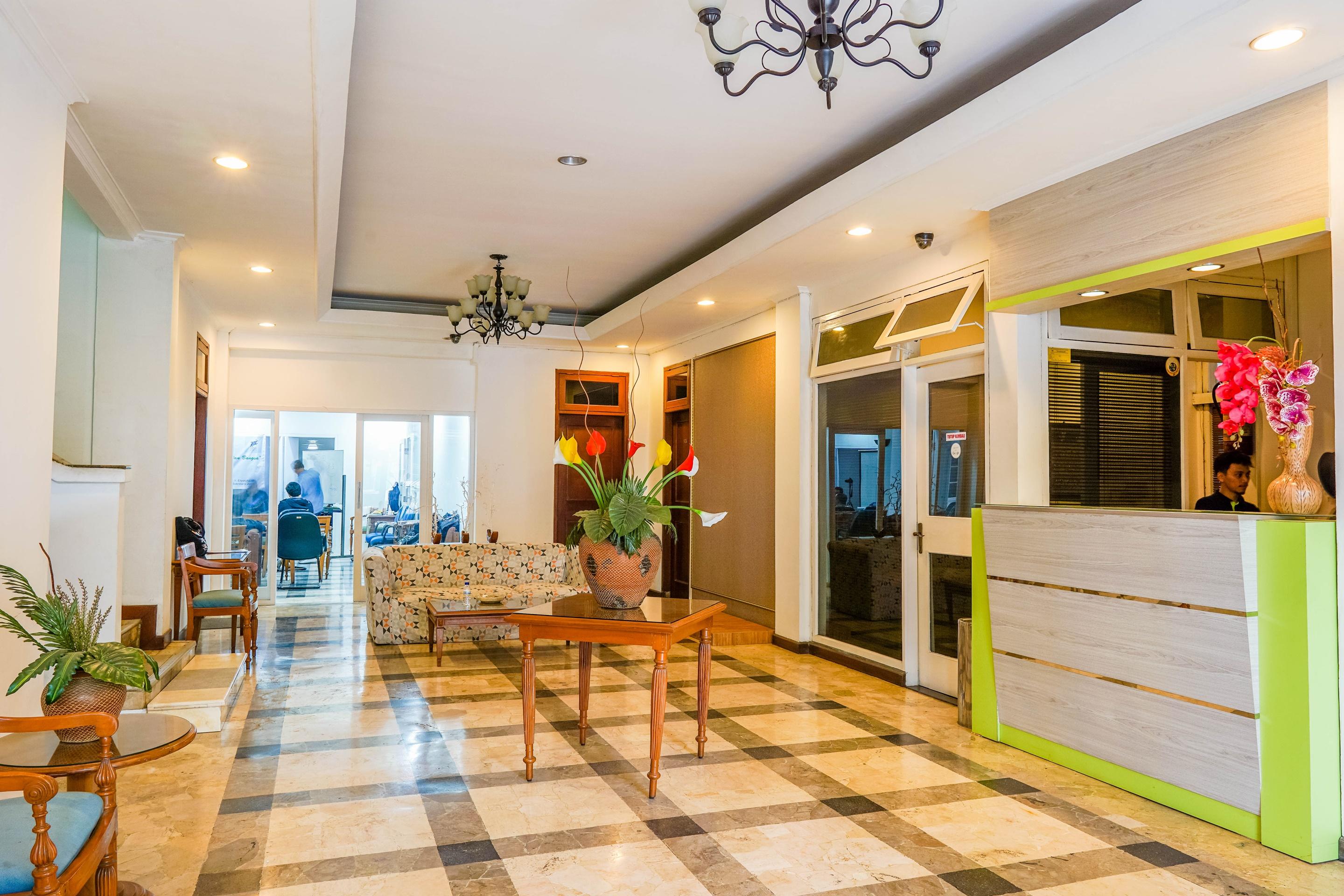 Hotel Utari Dago Бандунг Экстерьер фото