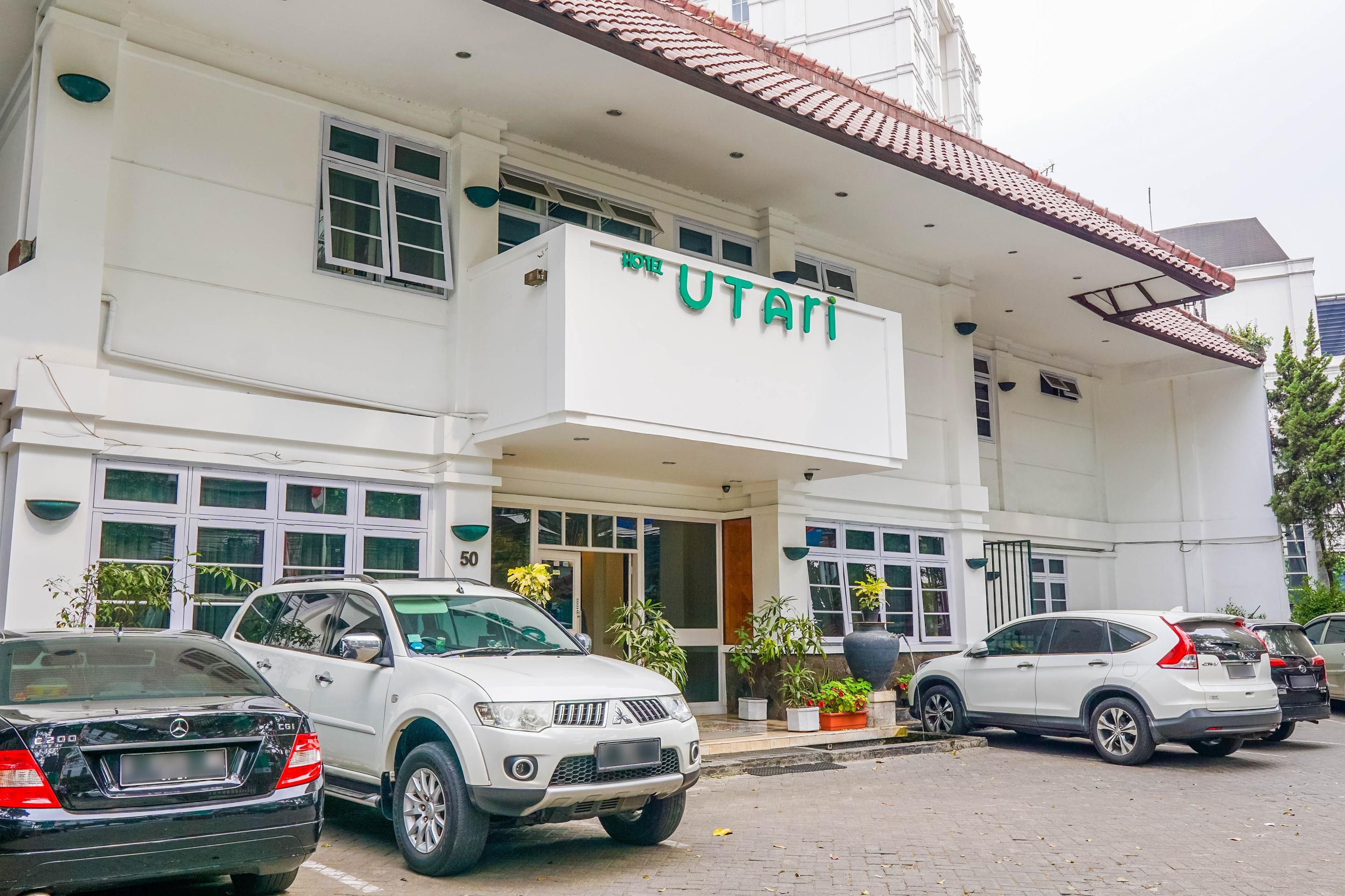 Hotel Utari Dago Бандунг Экстерьер фото